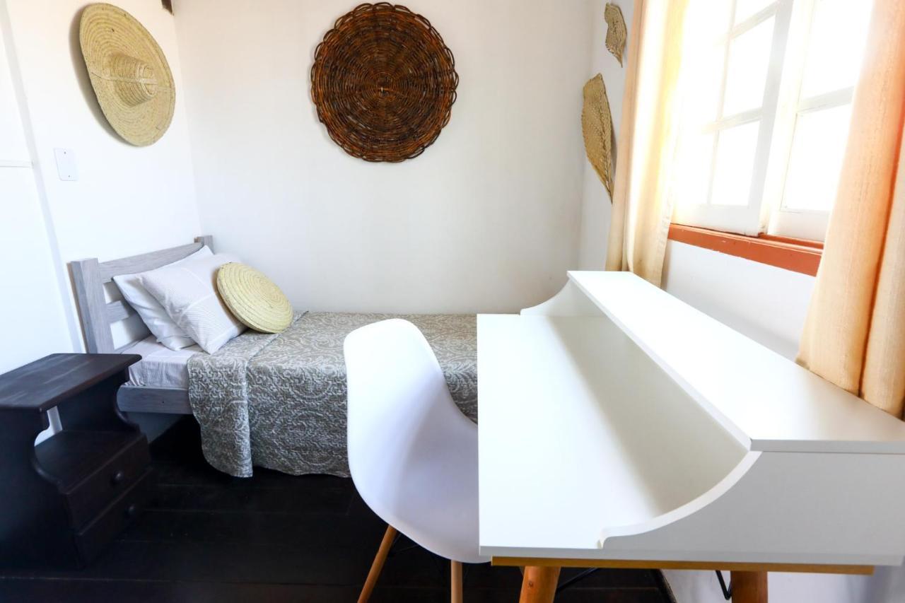 Quarto Individual com Vista do Jardim